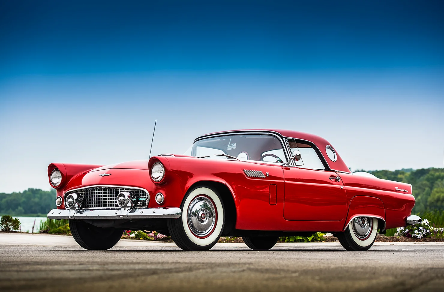 1955 Ford Thunderbird